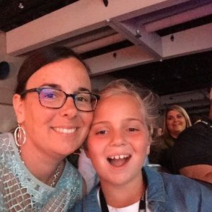 Meet your Posher, Debbie